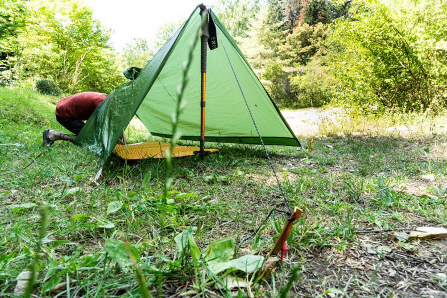 lightest 1p tent Ultralight 1-Person Backpacking 1.35kg – 4-Season Stealth Waterproof Shelter – Traverseon event rentals Charleston SC Size:10OZ it offers the storm Dometic Front Runner Feather-Lite
