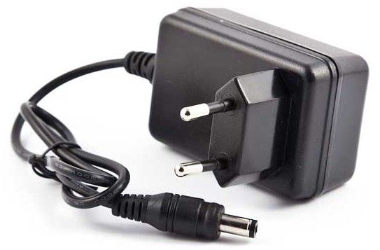 M Tiger Sports EU-vegglader 230 V, 8,5 V utgang (for 7,4 V-batteri)